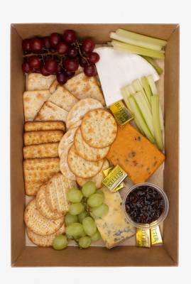 CHEESE & BISCUIT PLATTER